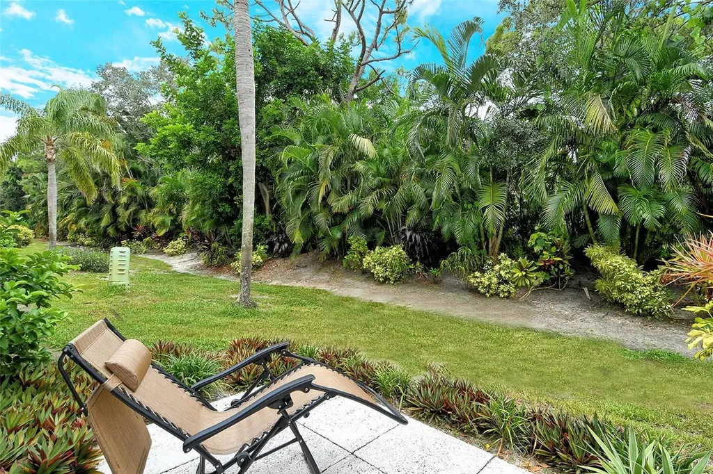 4235 Castlebridge Lane Sarasota FL 34238