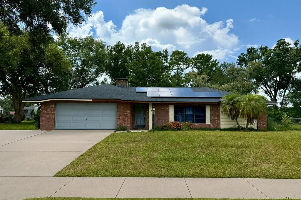 115 Hallum Drive Auburndale FL 33823