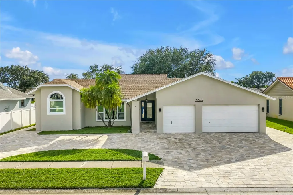11622 Tradewinds Boulevard Largo FL 33773