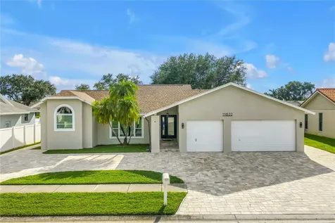 11622 Tradewinds Boulevard Largo FL 33773