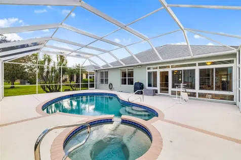 7810 Castleisland Drive Sarasota FL 34240