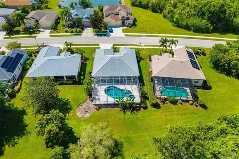 7810 Castleisland Drive Sarasota FL 34240