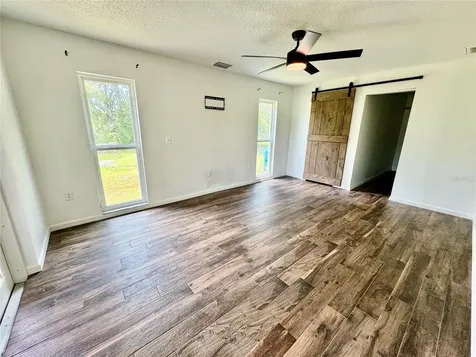 5812 N Dormany Road Plant City FL 33565