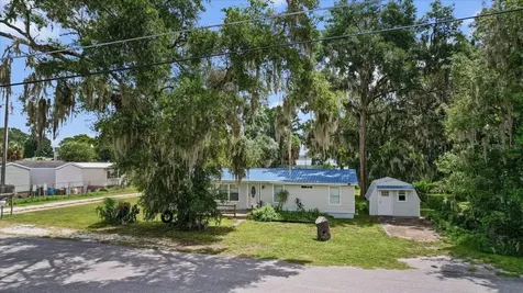 1955 Cr 439c Lake Panasoffkee FL 33538