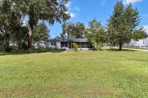 1955 Cr 439c Lake Panasoffkee FL 33538