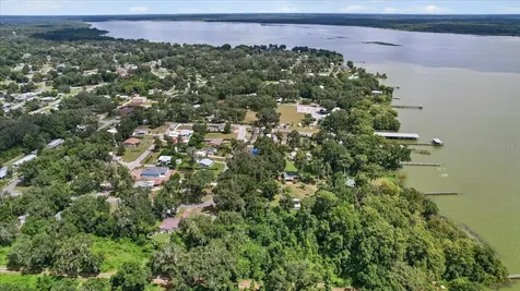 1955 Cr 439c Lake Panasoffkee FL 33538