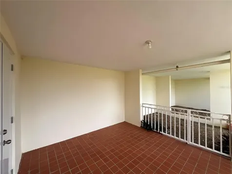 Cond. Vista Real Edif. 4 Fajardo PR 00738