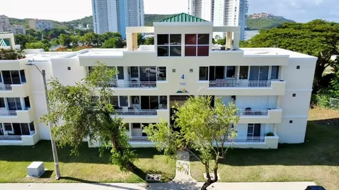 Cond. Vista Real Edif. 4 Fajardo PR 00738