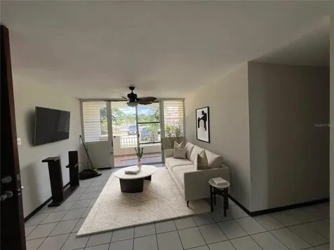 Cond. Vista Real Edif. 4 Fajardo PR 00738