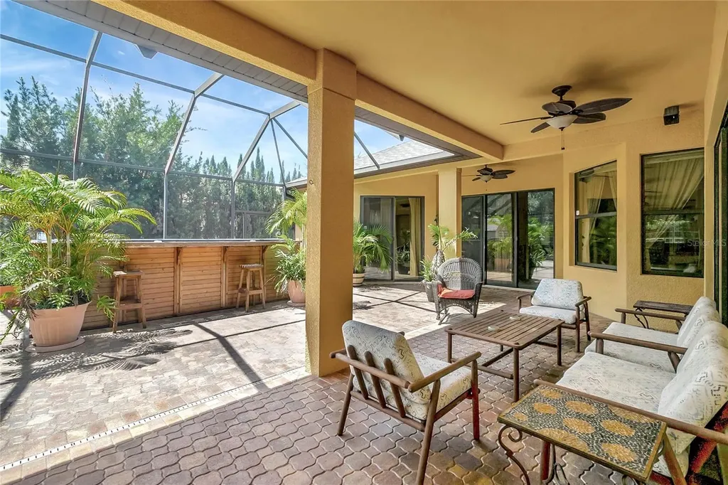 9317 Lisbon Street Seffner FL 33584