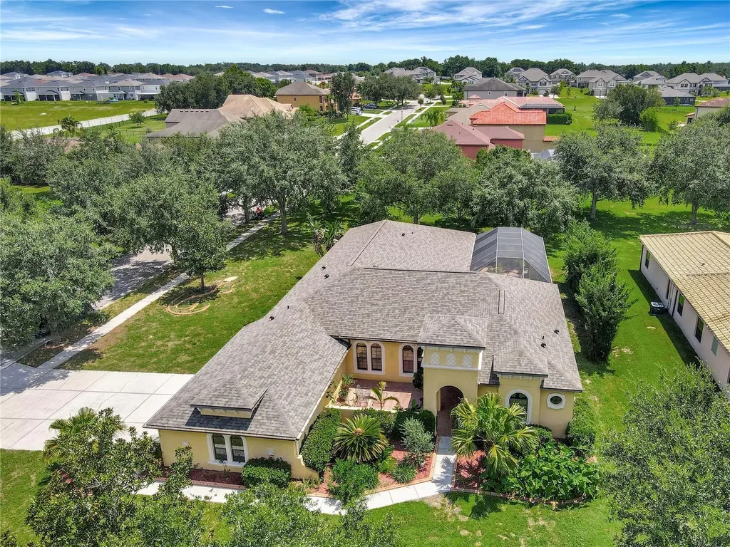 9317 Lisbon Street Seffner FL 33584