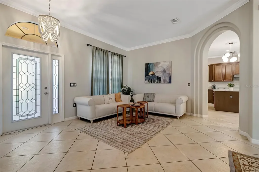 9317 Lisbon Street Seffner FL 33584