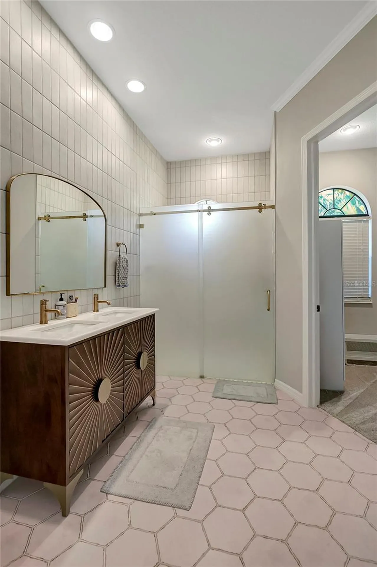 9317 Lisbon Street Seffner FL 33584