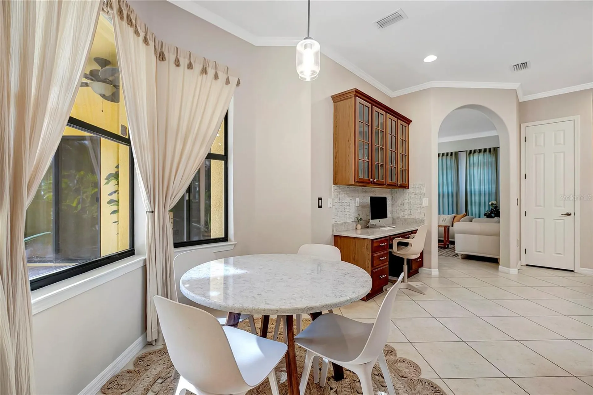 9317 Lisbon Street Seffner FL 33584