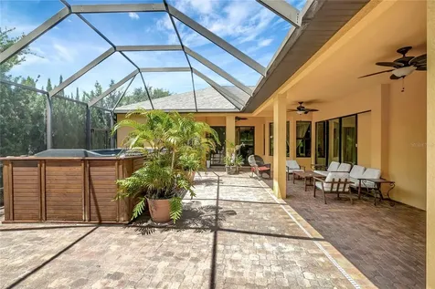 9317 Lisbon Street Seffner FL 33584