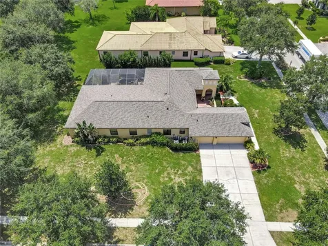 9317 Lisbon Street Seffner FL 33584