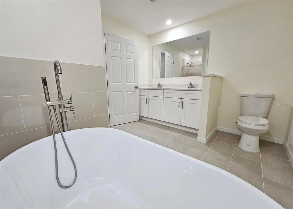 3073 Duane Avenue Oldsmar FL 34677