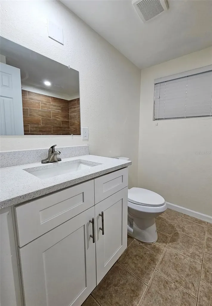 3073 Duane Avenue Oldsmar FL 34677
