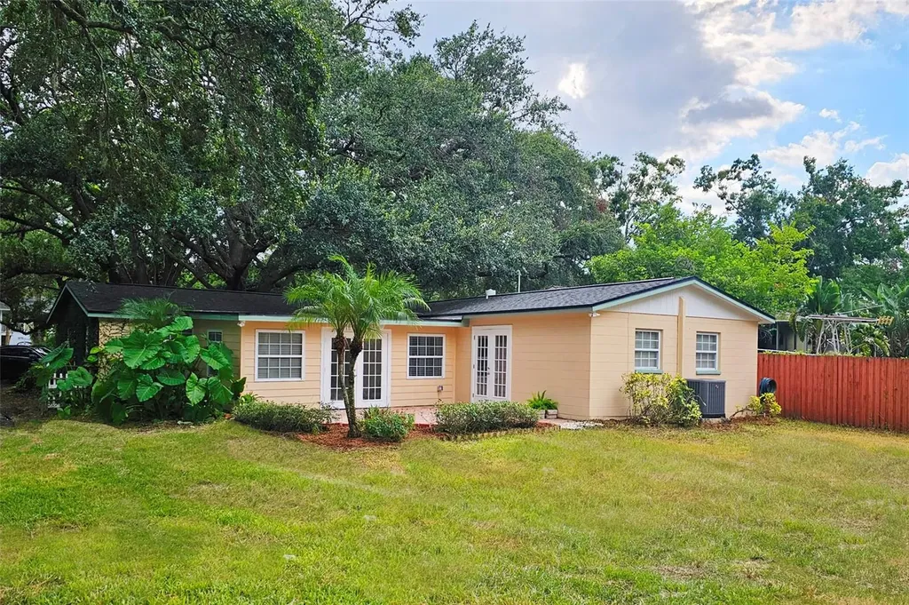 3073 Duane Avenue Oldsmar FL 34677