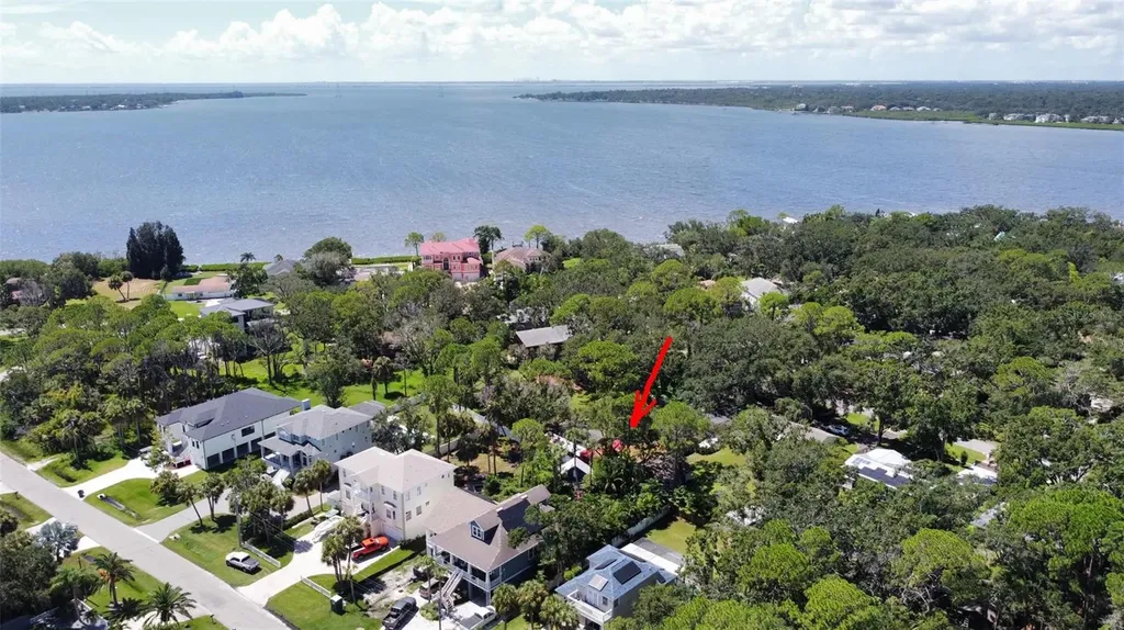 3073 Duane Avenue Oldsmar FL 34677