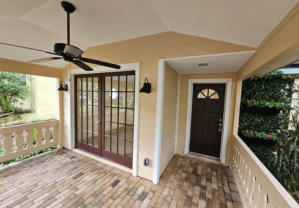 3073 Duane Avenue Oldsmar FL 34677