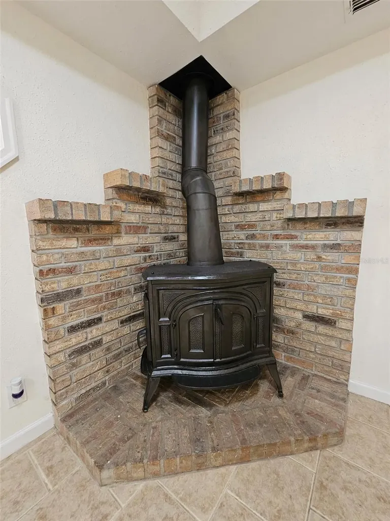 3073 Duane Avenue Oldsmar FL 34677
