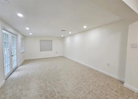 3073 Duane Avenue Oldsmar FL 34677