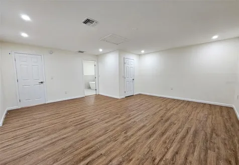 3073 Duane Avenue Oldsmar FL 34677