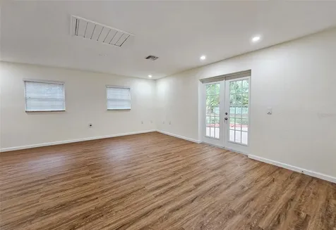 3073 Duane Avenue Oldsmar FL 34677