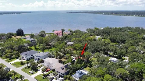 3073 Duane Avenue Oldsmar FL 34677