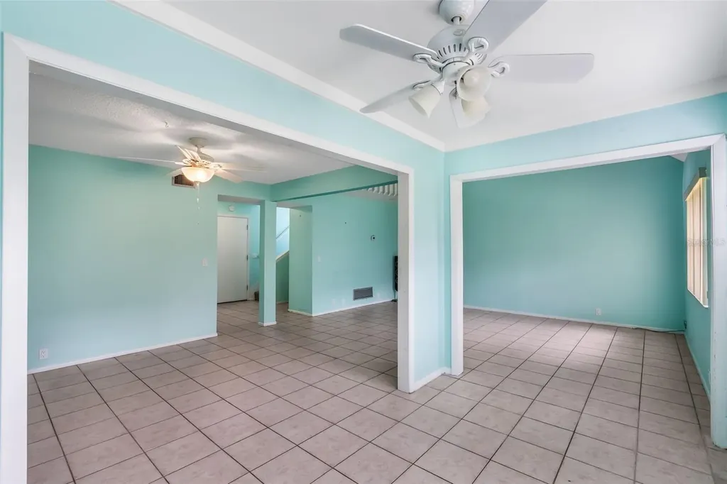 552 Windmeadows Street Altamonte Springs FL 32701