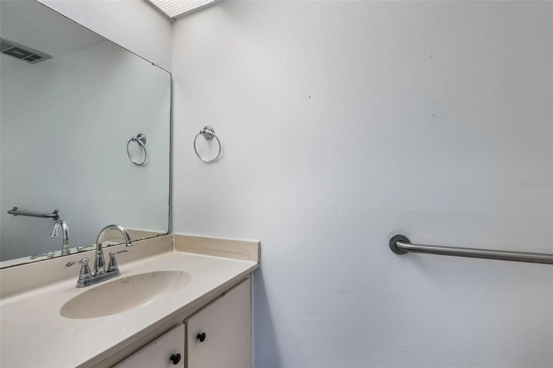 552 Windmeadows Street Altamonte Springs FL 32701