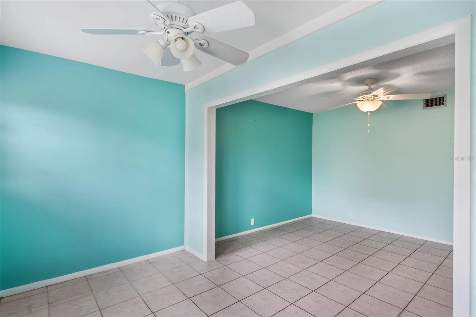 552 Windmeadows Street Altamonte Springs FL 32701