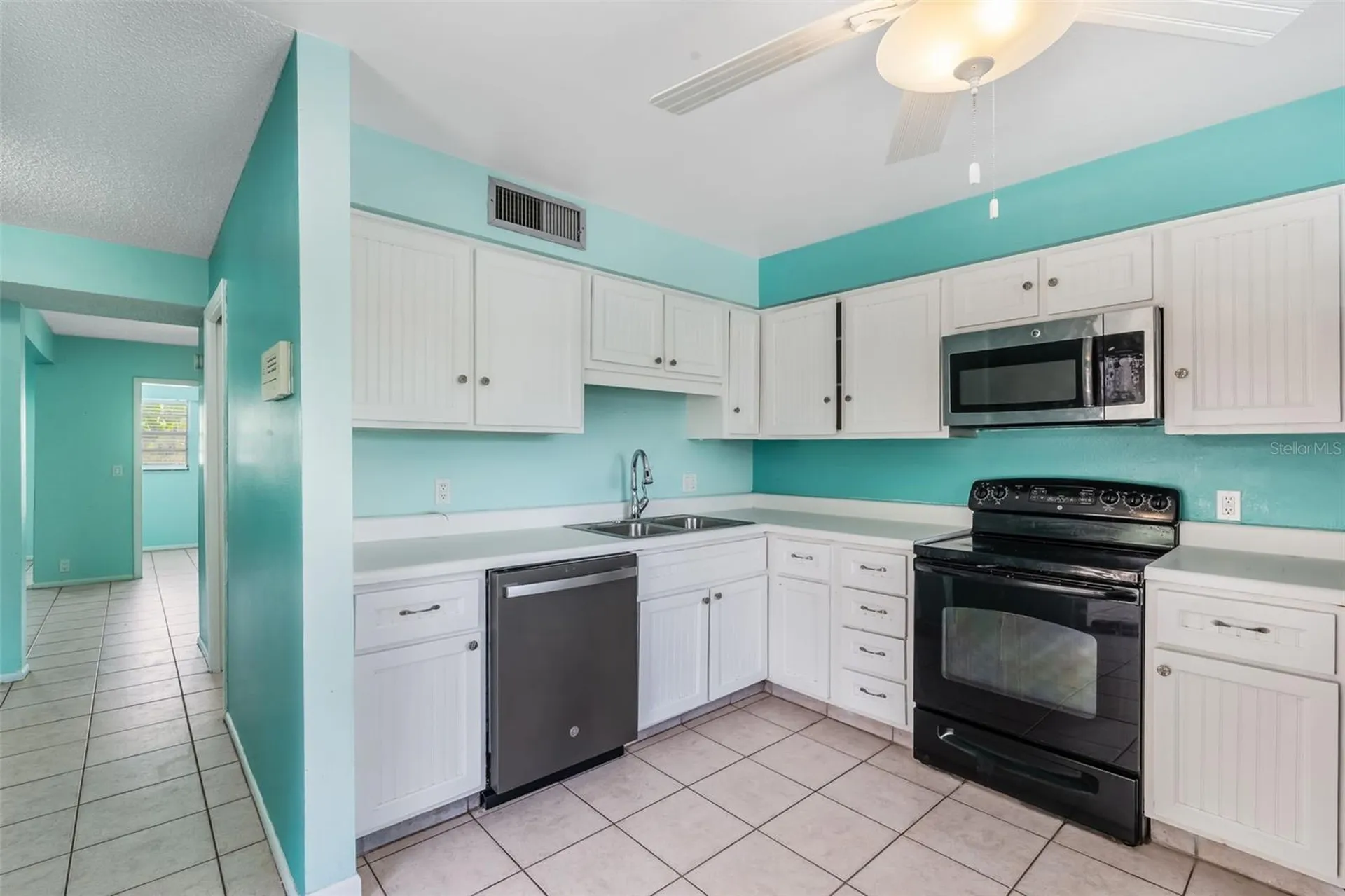 552 Windmeadows Street Altamonte Springs FL 32701