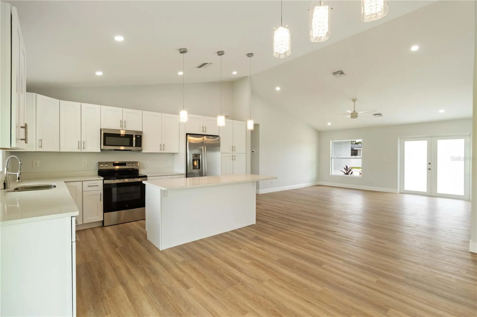 100 Abbott Court Rotonda West FL 33947