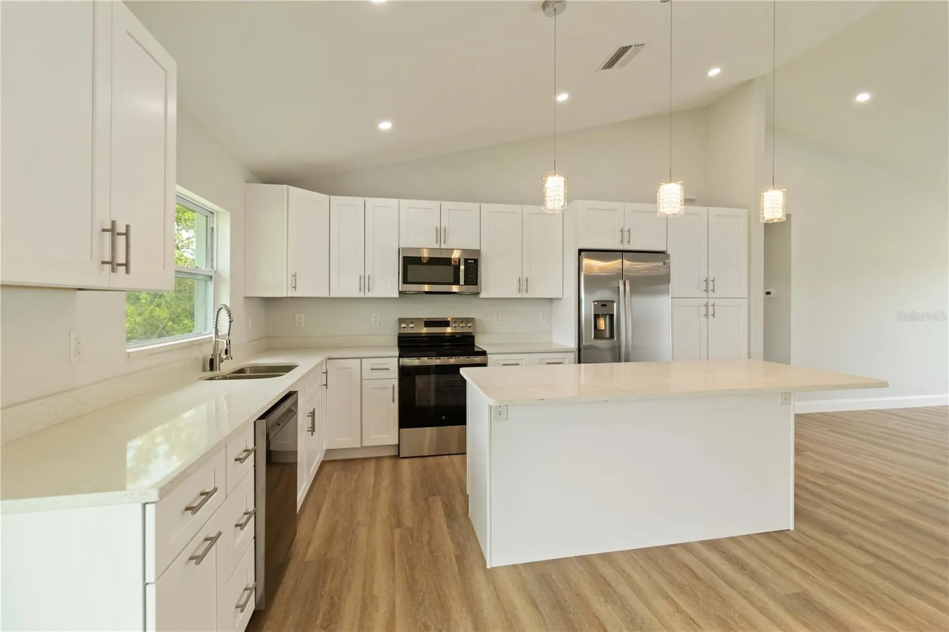100 Abbott Court Rotonda West FL 33947
