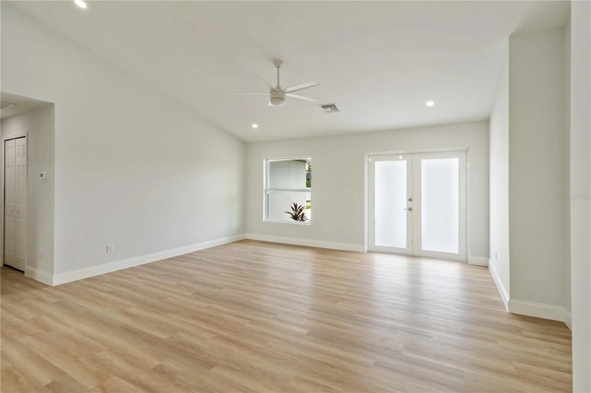 100 Abbott Court Rotonda West FL 33947