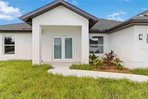 100 Abbott Court Rotonda West FL 33947