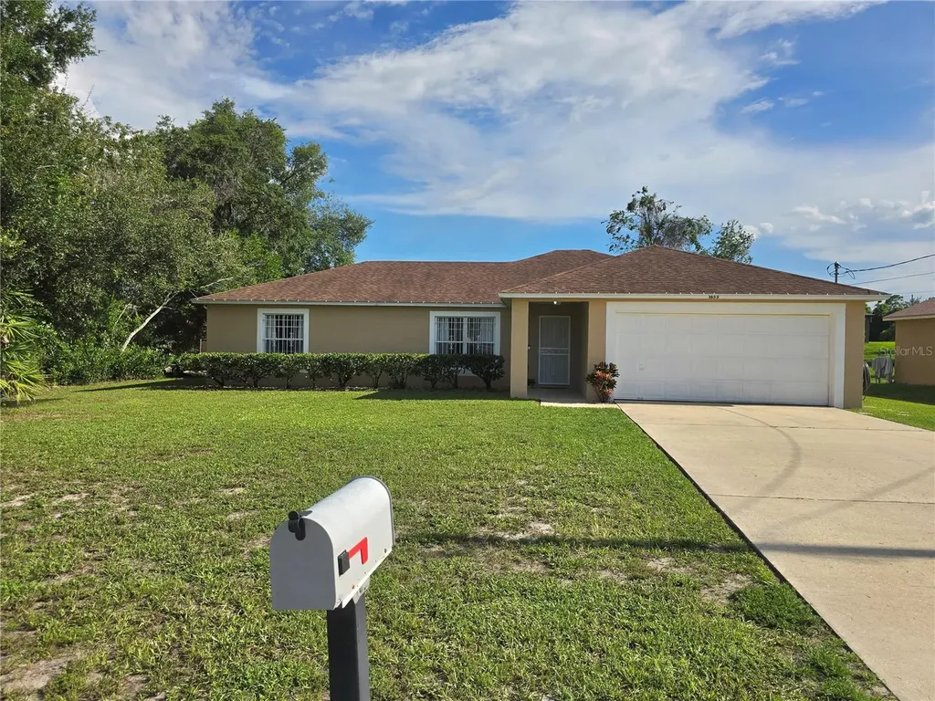 1653 Huntington Street Deltona FL 32725