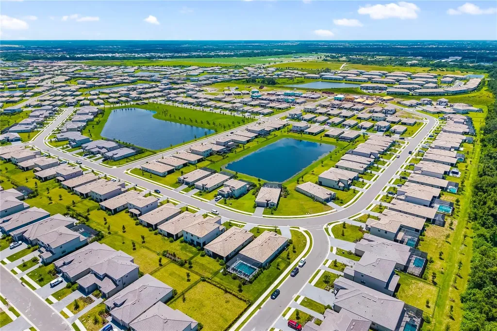 5030 Saratoga Springs Run Bradenton FL 34211