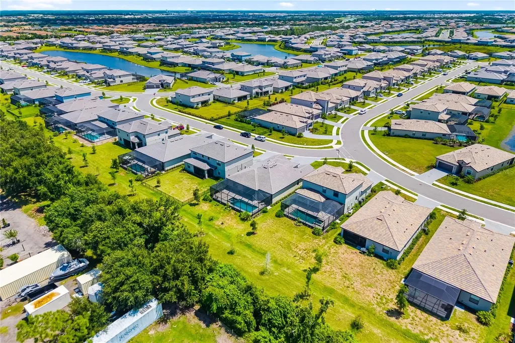 5030 Saratoga Springs Run Bradenton FL 34211