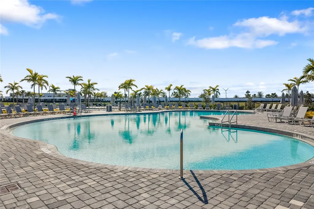 5030 Saratoga Springs Run Bradenton FL 34211