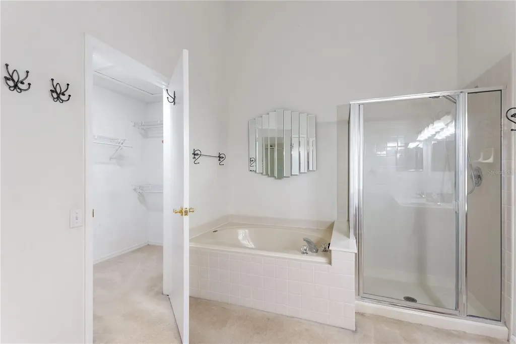 5999 Lake Pointe Drive Orlando FL 32822
