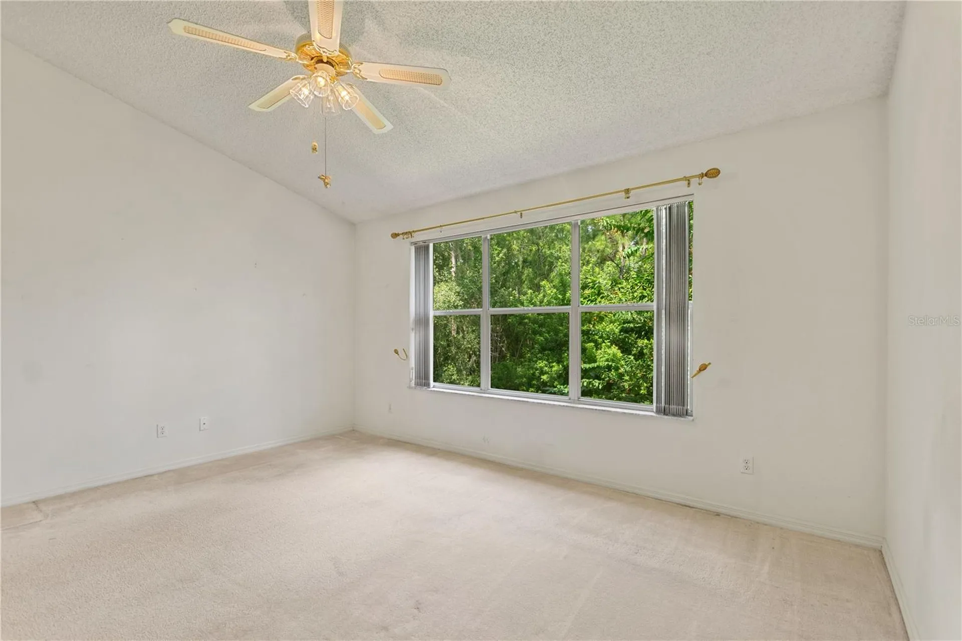 5999 Lake Pointe Drive Orlando FL 32822