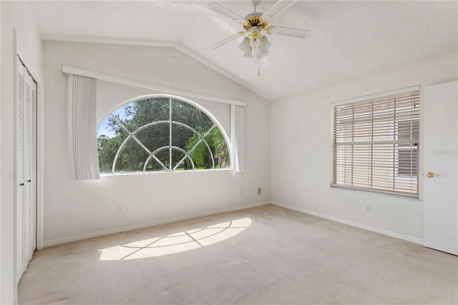5999 Lake Pointe Drive Orlando FL 32822