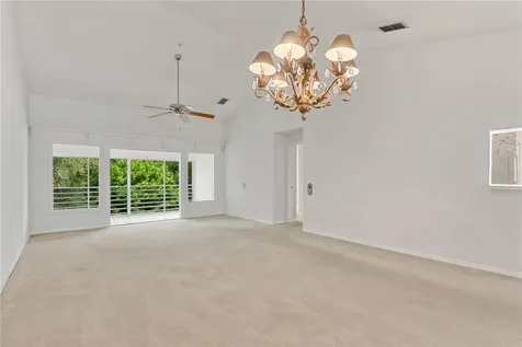 5999 Lake Pointe Drive Orlando FL 32822