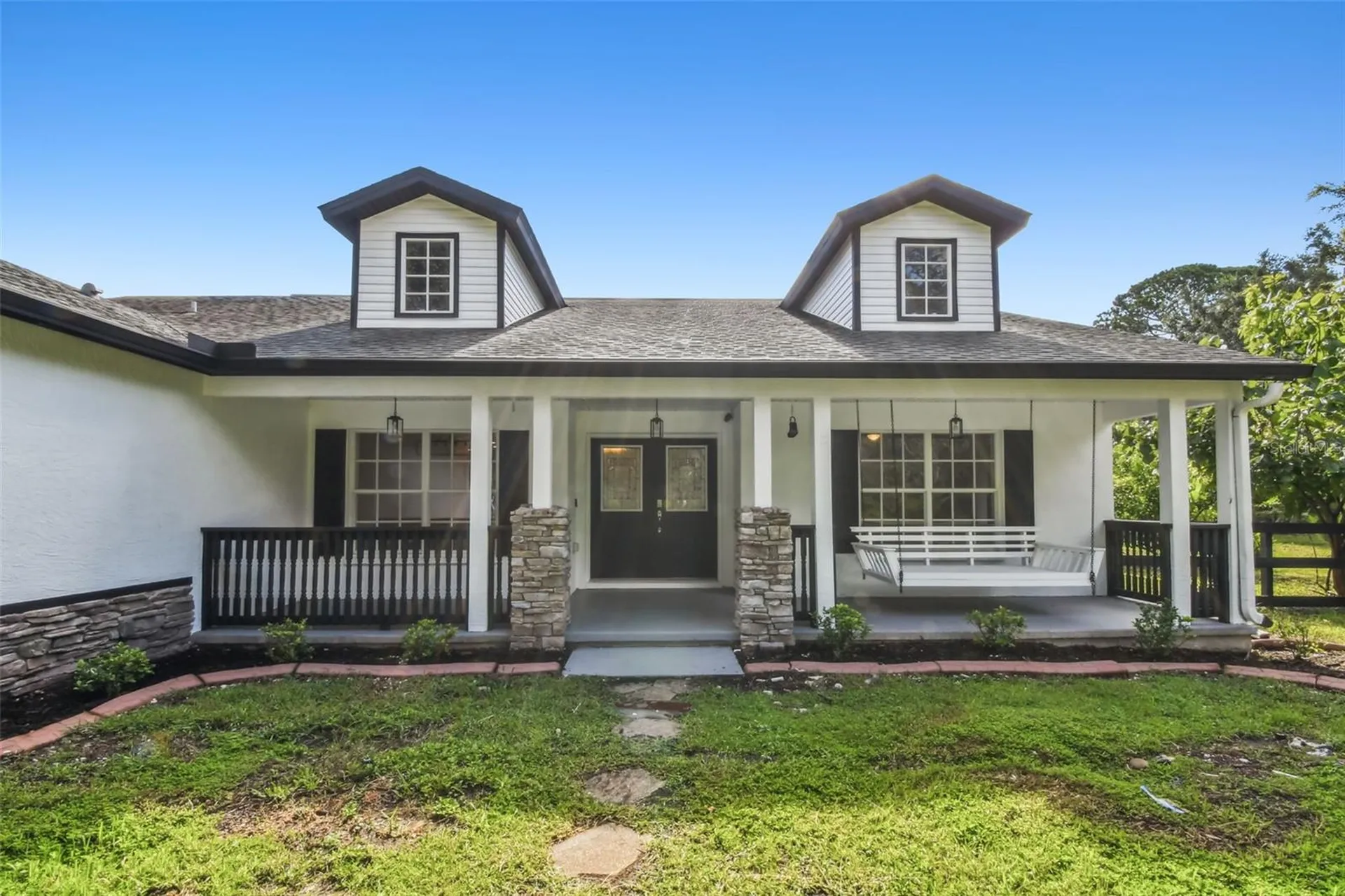2513 N Valrico Road Seffner FL 33584