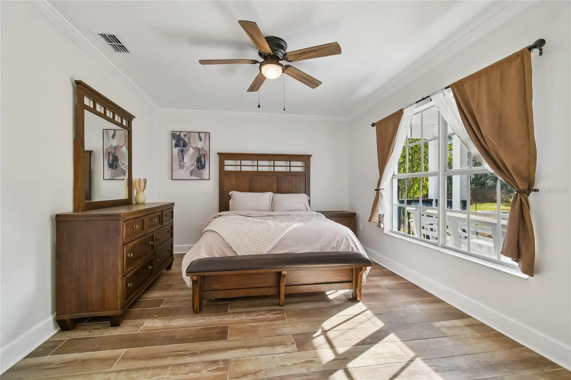2513 N Valrico Road Seffner FL 33584
