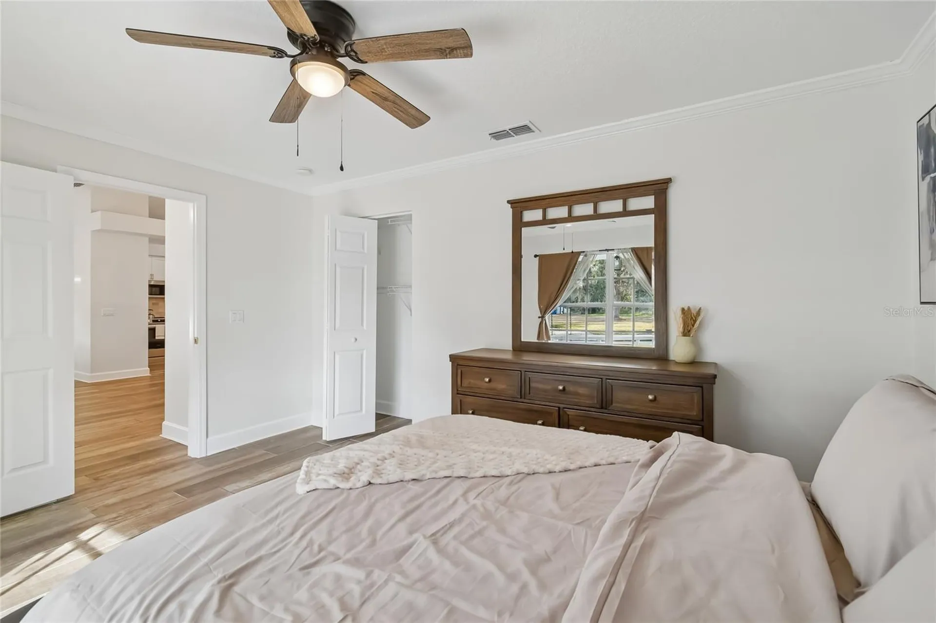 2513 N Valrico Road Seffner FL 33584
