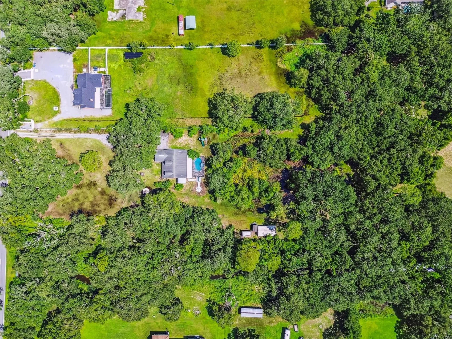 2513 N Valrico Road Seffner FL 33584